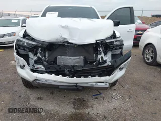 2024 Chevrolet Colorado 4WD Z71 with VIN 1GCPTDEK8R1231274, listed as a IAAI auction lot 42193922 with 9,198 mi miles and . Bid and sale history available at DreamBid. Image 6.