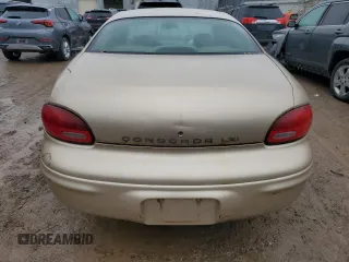 2000 Chrysler Concorde LXi z VIN 2C3HD36J1YH131619, wystawiony jako Copart lot #80579864 z przebiegiem 112 607 mil mil oraz Tytuł czysty. Historia ofert i sprzedaży dostępna na DreamBid. Obrazek 6.