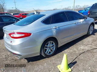 2014 Ford Fusion SE with VIN 3FA6P0HR0ER104588, listed as a IAAI auction lot 41573701 with 281,160 mi miles. Bid and sale history available at carsss.com. Image 4.