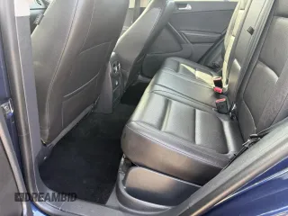 2016 Volkswagen Tiguan S z VIN WVGBV7AX1GW001756, wystawiony jako Copart lot #60573265 z przebiegiem 105 641 mil mil oraz Czysty tytuł • Clean title. Historia ofert i sprzedaży dostępna na DreamBid. Obrazek 6.
