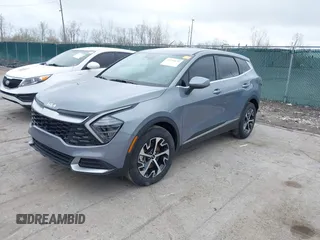 2025 Kia Sportage EX with VIN 5XYK33DF0SG256393, listed as a IAAI auction lot 41958030 with 1 mi miles. Bid and sale history available at carsss.com. Image 2.