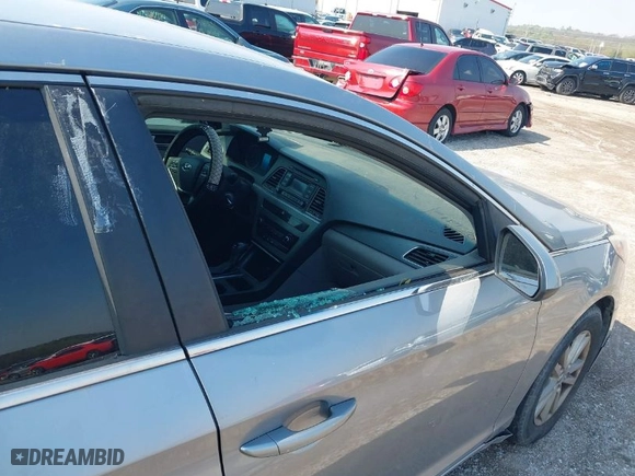 2015 Hyundai Sonata 2.4L SE with VIN 5NPE24AF2FH022216, listed as a IAAI auction lot 41983812 with 205,174 mi miles. Bid and sale history available at carsss.com. Image 6.