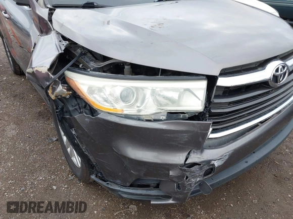 2014 Toyota Highlander LE z VIN 5TDZARFH8ES008504, wystawiony jako IAAI lot #41925955 z przebiegiem 198 292 mil mil oraz . Historia ofert i sprzedaży dostępna na DreamBid. Obrazek 6.