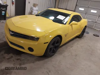 2011 Chevrolet Camaro 2LS с VIN 2G1FA1ED3B9113466, выставлен на аукционе IAAI как лот 41369041 с пробегом 130 458 миль миль и . История ставок и продаж доступна на DreamBid. Изображение 17.