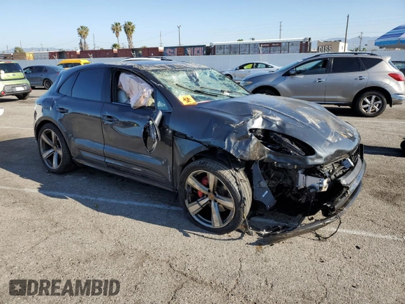 2023 Porsche Macan S z VIN WP1AG2A58PLB40570, wystawiony jako Copart lot #54801095 z przebiegiem Nie podano mil oraz Szkoda całkowita • Salvage title. Historia ofert i sprzedaży dostępna na DreamBid. Obrazek 4.