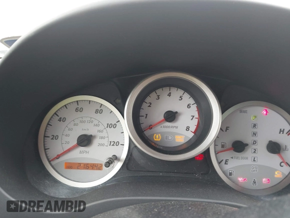 2005 Toyota RAV4 with VIN JTEHD20V350054927, listed as a IAAI auction lot 41913257 with 216,442 mi miles. Bid and sale history available at carsss.com. Image 7.