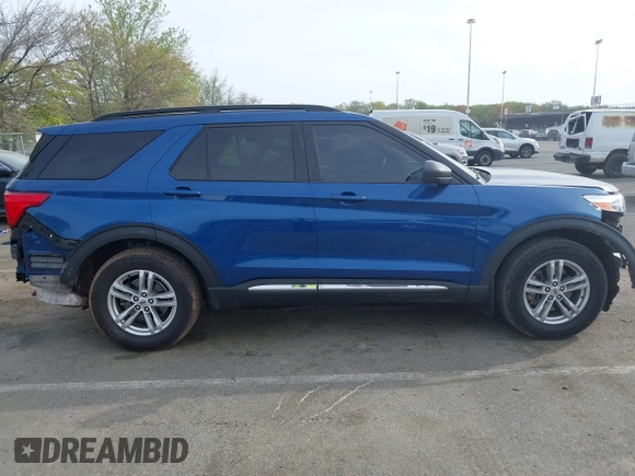 2020 Ford Explorer XLT z VIN 1FMSK8DH4LGB25267, wystawiony jako IAAI lot #42092228 z przebiegiem 105 532 mil mil oraz . Historia ofert i sprzedaży dostępna na DreamBid. Obrazek 13.