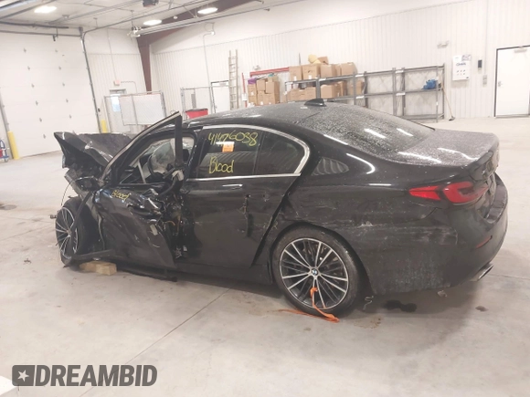 2022 BMW 5 Series 540i xDrive with VIN WBA73BJ09NWX56346, listed as a IAAI auction lot 41476038 with Not provided miles and . Bid and sale history available at DreamBid. Image 13.