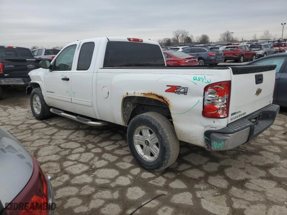 2011 Chevrolet Silverado 1500 LT with VIN 1GCRKSE30BZ423711, listed as a Copart auction lot 47199615 with NaN miles and Salvage Title. Bid and sale history available at carsss.com. Image 2.