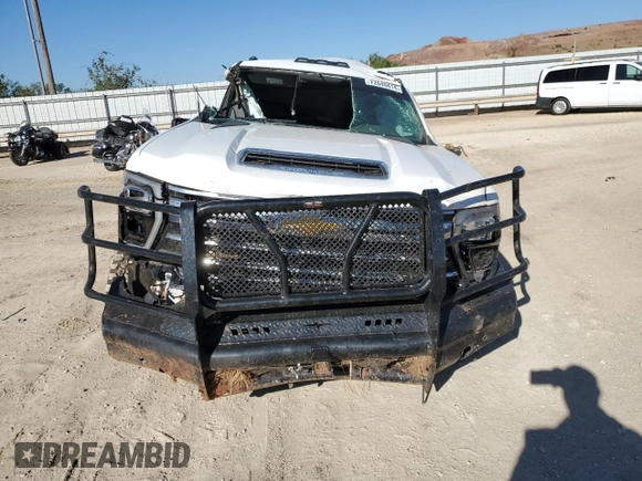 2024 Chevrolet Silverado 3500HD LTZ with VIN 2GC4YUEY4R1162778, listed as a Copart auction lot 72649414 with 0 mi miles and Non Repairable. Bid and sale history available at carsss.com. Image 5.