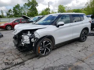 2024 Mitsubishi Outlander SE z VIN JA4J4VA87RZ010098, wystawiony jako Copart lot #56032375 z przebiegiem 18 236 mil mil oraz Szkoda całkowita • Salvage title. Historia ofert i sprzedaży dostępna na DreamBid. Obrazek 1.
