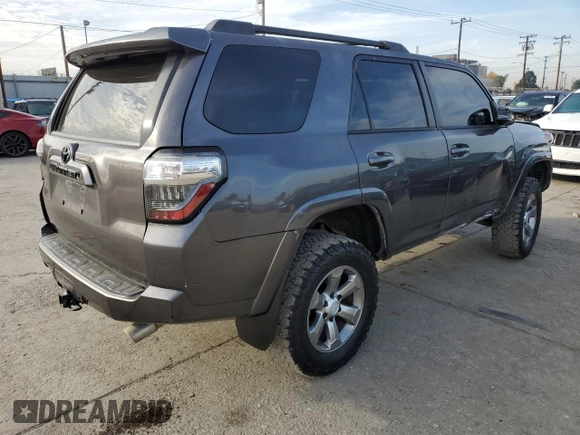 2018 Toyota 4Runner SR5 with VIN JTEBU5JR7J5606564, listed as a Copart auction lot 82647504 with 149,936 mi miles and Salvage Title. Bid and sale history available at carsss.com. Image 3.