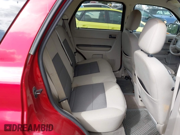 2008 Ford Escape XLT with VIN 1FMCU93168KE53335, listed as a IAAI auction lot 41935885 with 241,723 mi miles. Bid and sale history available at carsss.com. Image 8.