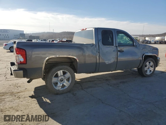 2007 Chevrolet Silverado 1500 LT w/1LT with VIN 2GCEC19J271614884, listed as a Copart auction lot 84551504 with 147,445 mi miles and Salvage Title. Bid and sale history available at carsss.com. Image 3.