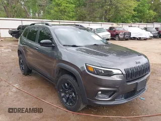 2022 Jeep Cherokee X z VIN 1C4PJMCX1ND528898, wystawiony jako IAAI lot #41914766 z przebiegiem 90 030 mil mil oraz . Historia ofert i sprzedaży dostępna na DreamBid. Obrazek 1.