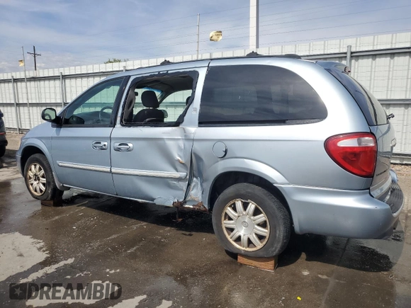 2005 Chrysler Town & Country Touring with VIN 2C4GP54L85R390595, listed as a Copart auction lot 53568185 with 177,250 mi miles and Salvage Title. Bid and sale history available at carsss.com. Image 2.
