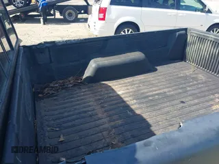 1992 Ford Ranger XLT z VIN 1FTCR10X3NUA73868, wystawiony jako IAAI lot #41836220 z przebiegiem 97 165 mil mil oraz . Historia ofert i sprzedaży dostępna na DreamBid. Obrazek 8.