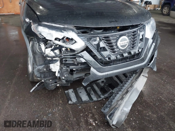 2018 Nissan Rogue SV with VIN KNMAT2MV8JP597520, listed as a IAAI auction lot 41963674 with 125,047 mi miles. Bid and sale history available at carsss.com. Image 6.