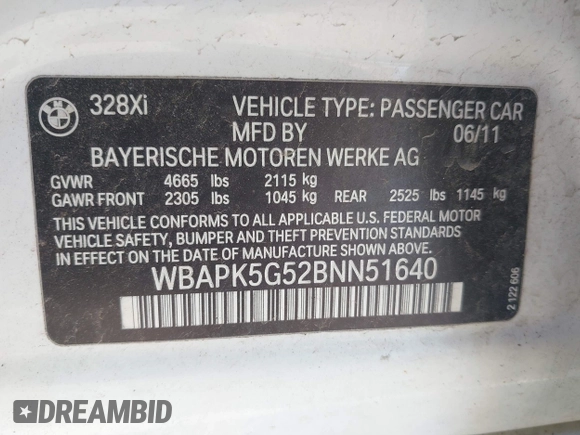 2011 BMW 3 Series 328i xDrive z VIN WBAPK5G52BNN51640, wystawiony jako IAAI lot #42017674 z przebiegiem Nie podano mil oraz . Historia ofert i sprzedaży dostępna na DreamBid. Obrazek 9.