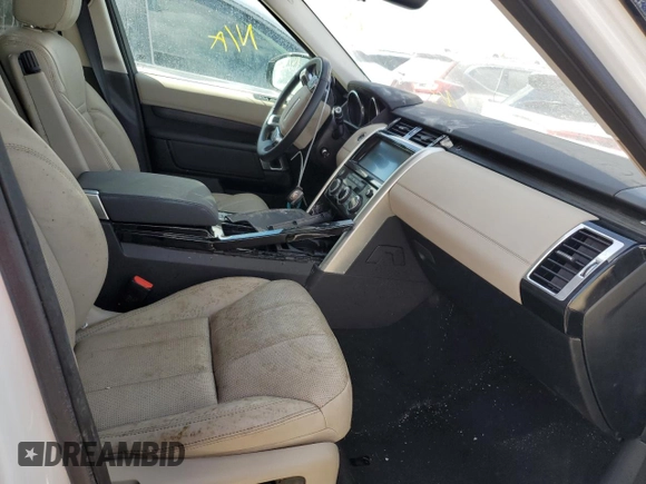 2017 Land Rover Discovery HSE with VIN SALRRBBVXHA024919, listed as a Copart auction lot 63544292 with 0 mi miles. Bid and sale history available at carsss.com. Image 5.