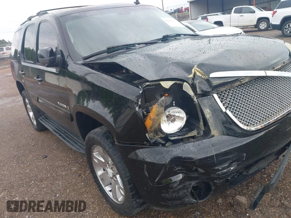 2008 GMC Yukon SLT 4SB z VIN 1GKFK13018J146391, wystawiony jako IAAI lot #42102852 z przebiegiem 305 880 mil mil oraz . Historia ofert i sprzedaży dostępna na DreamBid. Obrazek 13.