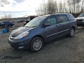 2010 Toyota Sienna XLE z VIN 5TDDK4CC0AS032292, wystawiony jako Copart lot #48085825 z przebiegiem 127 599 mil mil oraz Czysty tytuł • Clean title. Historia ofert i sprzedaży dostępna na DreamBid. Obrazek 1.