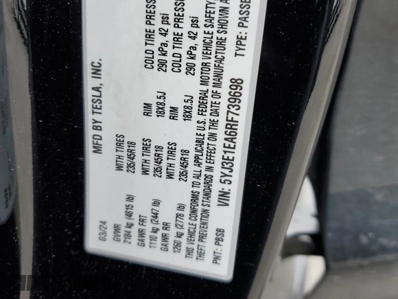 2024 Tesla Model 3 z VIN 5YJ3E1EA6RF739698, wystawiony jako Copart lot #53578755 z przebiegiem 10 847 mil mil oraz Szkody całkowita. Historia ofert i sprzedaży dostępna na DreamBid. Obrazek 12.