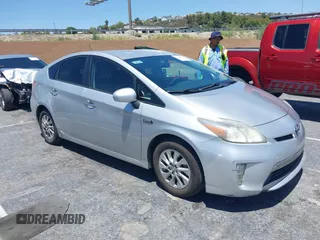 2014 Toyota Prius z VIN JTDKN3DP1E3051337, wystawiony jako IAAI lot #42526207 z przebiegiem 306 478 mil mil oraz . Historia ofert i sprzedaży dostępna na DreamBid. Obrazek 1.