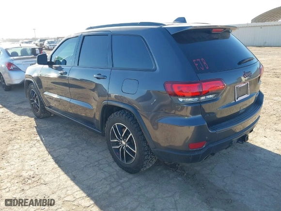 2018 Jeep Grand Cherokee Trailhawk with VIN 1C4RJFLT9JC244212, listed as a IAAI auction lot 41443469 with NaN miles. Bid and sale history available at carsss.com. Image 3.