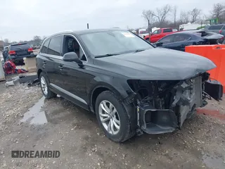 2018 Audi Q7 Premium Plus with VIN WA1LAAF71JD034960, listed as a IAAI auction lot 42075816 with 107,481 mi miles. Bid and sale history available at carsss.com. Image 1.