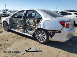 2014 Toyota Camry L with VIN 4T4BF1FK9ER353845, listed as a Copart auction lot 75030104 with 107,171 mi miles and Salvage Title. Bid and sale history available at DreamBid. Image 2.