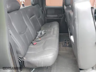 2004 Chevrolet Silverado 1500 Z71 with VIN 2GCEK19T241269498, listed as a IAAI auction lot 41636131 with 328,964 mi miles. Bid and sale history available at carsss.com. Image 8.