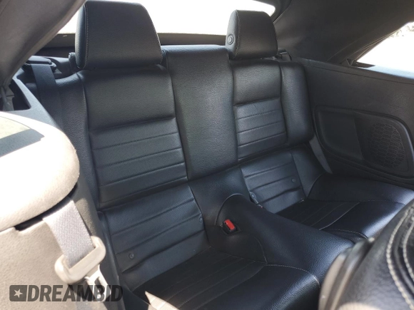 2012 Ford Mustang GT z VIN 1ZVBP8FF6C5268005, wystawiony jako Copart lot #59921495 z przebiegiem Nie podano mil oraz Szkoda całkowita • Salvage title. Historia ofert i sprzedaży dostępna na DreamBid. Obrazek 10.