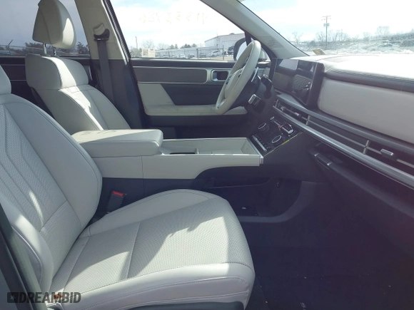 2024 Hyundai Santa Fe SEL with VIN 5NMP2DGL8RH054238, listed as a IAAI auction lot 41333486 with 1,466 mi miles. Bid and sale history available at carsss.com. Image 5.
