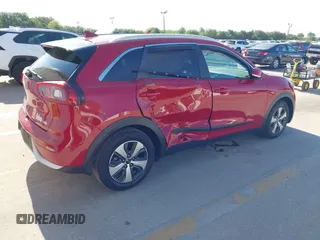 2017 Kia Niro EX with VIN KNDCC3LC3H5065404, listed as a IAAI auction lot 42055848 with 64,768 mi miles. Bid and sale history available at carsss.com. Image 4.