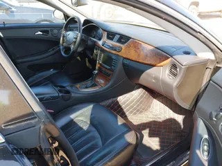 2006 Mercedes-Benz CLS-Class with VIN WDDDJ75X56A049779, listed as a IAAI auction lot 42065865 with 138,027 mi miles. Bid and sale history available at carsss.com. Image 5.