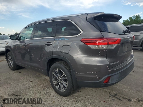 2018 Toyota Highlander SE with VIN 5TDJZRFH8JS538021, listed as a Copart auction lot 63496775 with 43,586 mi miles and Salvage title. Bid and sale history available at DreamBid. Image 2.
