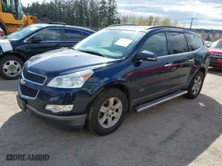 2010 Chevrolet Traverse LT w/1LT with VIN 1GNLRFEDXAS140202, listed as a IAAI auction lot 41953794 with 163,878 mi miles. Bid and sale history available at carsss.com. Image 2.