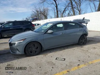 2022 Hyundai Elantra SEL z VIN KMHLM4AGXNU283863, wystawiony jako Copart lot #47993425 z przebiegiem 18 600 mil mil oraz Szkoda całkowita • Salvage title. Historia ofert i sprzedaży dostępna na DreamBid. Obrazek 1.