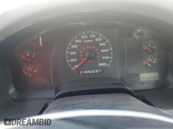 2007 Ford F-150 STX with VIN 1FTRX12W47FB00233, listed as a Copart auction lot 61870565 with 205,846 mi miles and Clean title. Bid and sale history available at DreamBid. Image 9.