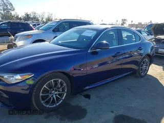 2018 Alfa Romeo Giulia with VIN ZARFAEBN1J7592164, listed as a IAAI auction lot 41411043 with 26,943 mi miles. Bid and sale history available at carsss.com. Image 14.