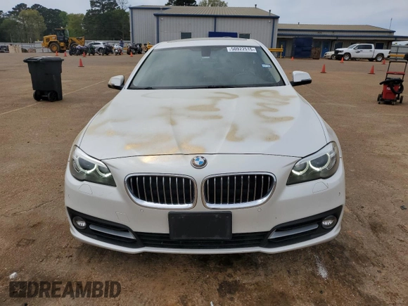 2016 BMW 5 Series 528i z VIN WBA5A5C50GG353800, wystawiony jako Copart lot #50922515 z przebiegiem 151 478 mil mil oraz Szkoda całkowita • Salvage title. Historia ofert i sprzedaży dostępna na DreamBid. Obrazek 5.