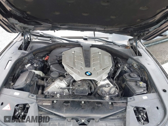 2011 BMW 7 Series 750Li с VIN WBAKB8C55BC852304, выставлен на аукционе IAAI как лот 42548356 с пробегом 166 529 миль миль и . История ставок и продаж доступна на DreamBid. Изображение 10.