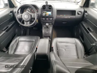 2017 Jeep Patriot High Altitude z VIN 1C4NJPFA8HD188251, wystawiony jako Copart lot #52849205 z przebiegiem 66 983 mil mil oraz Szkoda całkowita • Salvage title. Historia ofert i sprzedaży dostępna na DreamBid. Obrazek 8.