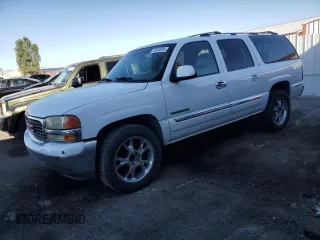 2002 GMC Yukon XL SLT with VIN 1GKEC16T62J193518, listed as a Copart auction lot 73010524 with 246,849 mi miles and Salvage Title. Bid and sale history available at carsss.com. Image 1.
