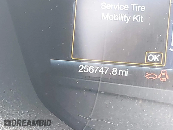 2015 Ford Fusion SE Hybrid with VIN 3FA6P0LU5FR190333, listed as a IAAI auction lot 41802327 with 256,747 mi miles. Bid and sale history available at carsss.com. Image 15.