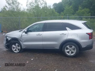 2021 Kia Sorento LX with VIN 5XYRG4LC7MG021606, listed as a IAAI auction lot 39290637 with 67,949 mi miles and . Bid and sale history available at DreamBid. Image 14.