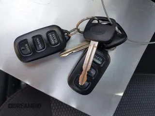 2006 Pontiac Vibe z VIN 5Y2SM65886Z456220, wystawiony jako IAAI lot #42459018 z przebiegiem 112 581 mil mil oraz . Historia ofert i sprzedaży dostępna na DreamBid. Obrazek 11.