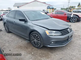 2016 Volkswagen Jetta Sport z VIN 3VWD17AJ2GM399335, wystawiony jako IAAI lot #42077435 z przebiegiem 92 284 mil mil oraz . Historia ofert i sprzedaży dostępna na DreamBid. Obrazek 1.
