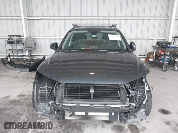 2019 Audi Q5 Premium Plus with VIN WA1BNAFY5K2133206, listed as a IAAI auction lot 42415360 with 35,153 mi miles and . Bid and sale history available at DreamBid. Image 13.
